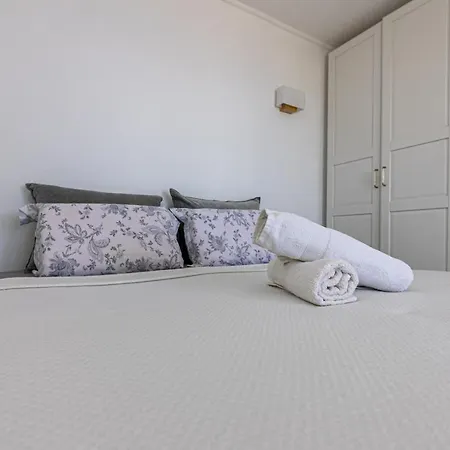Διαμέρισμα Amazing Duplex House With Sea View In Bodrum Gumusluk