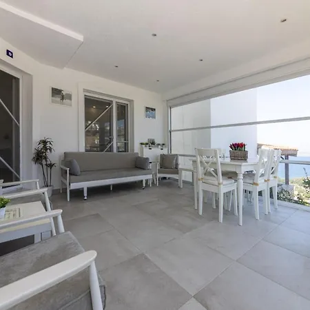 Διαμέρισμα Amazing Duplex House With Sea View In Bodrum *